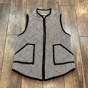 Women’s Hawthorn Vest Size Medium.